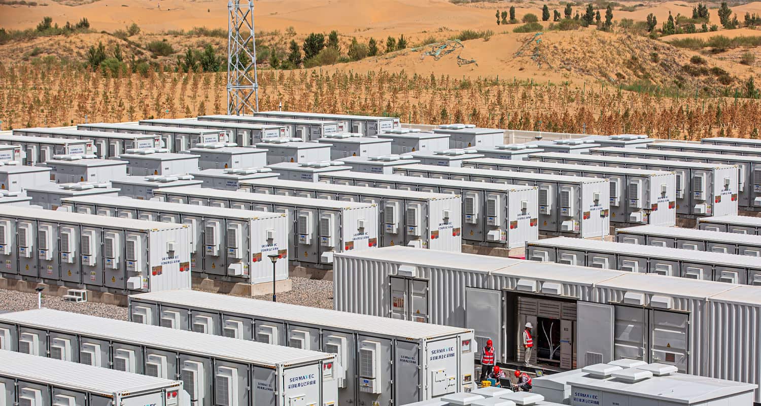 ¿Qué es el almacenamiento de energía conectado a la red?
