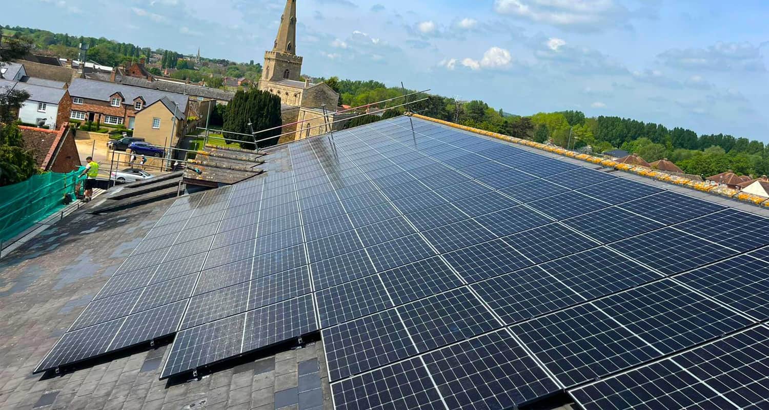 ¡664GW de instalaciones fotovoltaicas! Mientras las instalaciones disminuyen en muchos países, la industria fotovoltaica de China domina a nivel mundial.