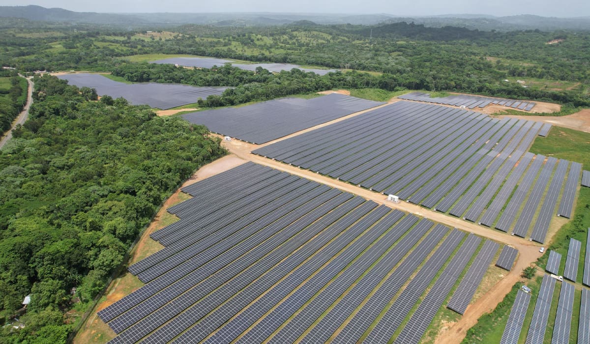 Fotovoltaica + fabricación de automóviles, ¡explorando nuevos caminos para fábricas con cero emisiones de carbono!