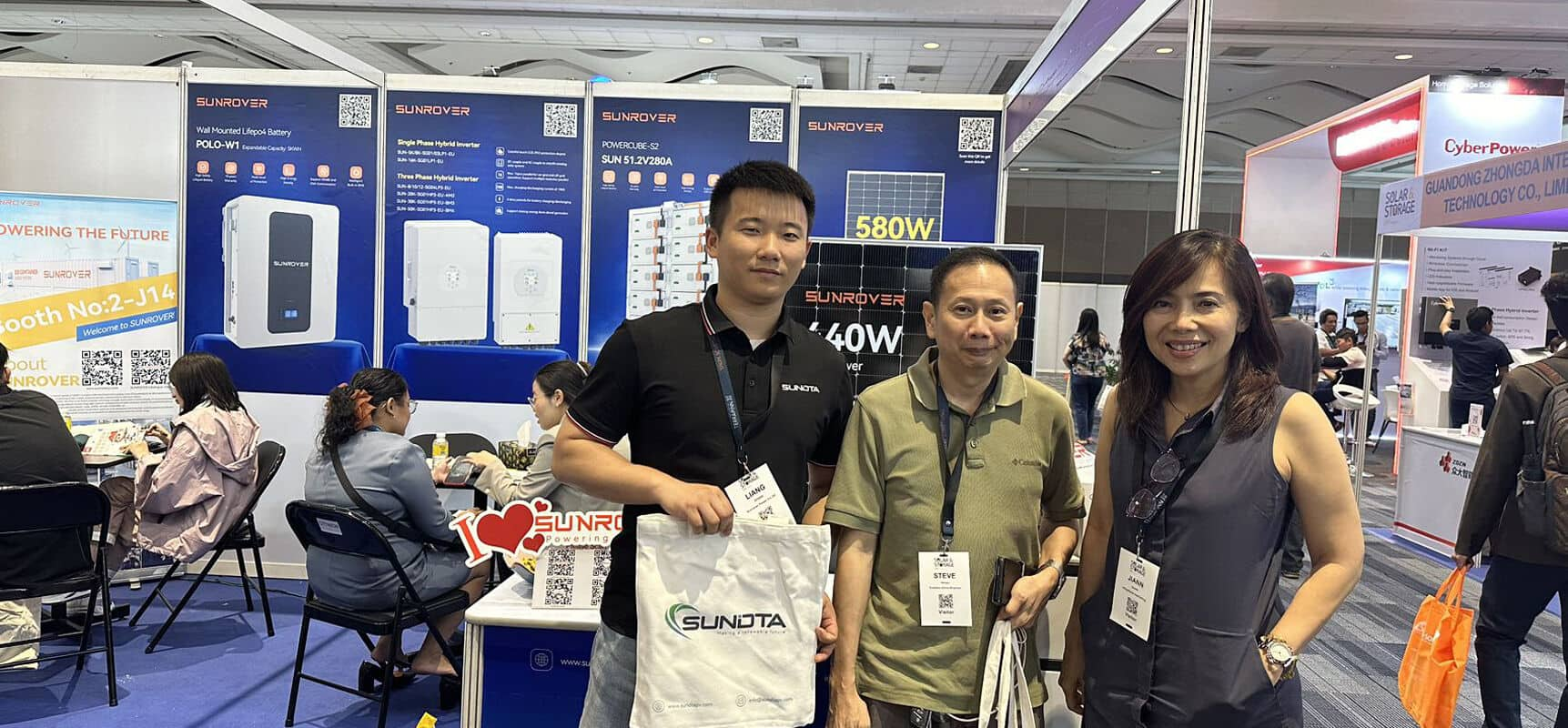 SUNDTA participó en la exposición de energía fotovoltaica SOLAR & STORAGE LIVE2024 de Filipinas