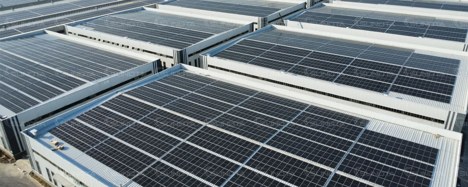 El proyecto solar en azotea de 3,92 MW de SUNDTA logra la conexión a la red, mostrando soluciones de energía limpia a medida.