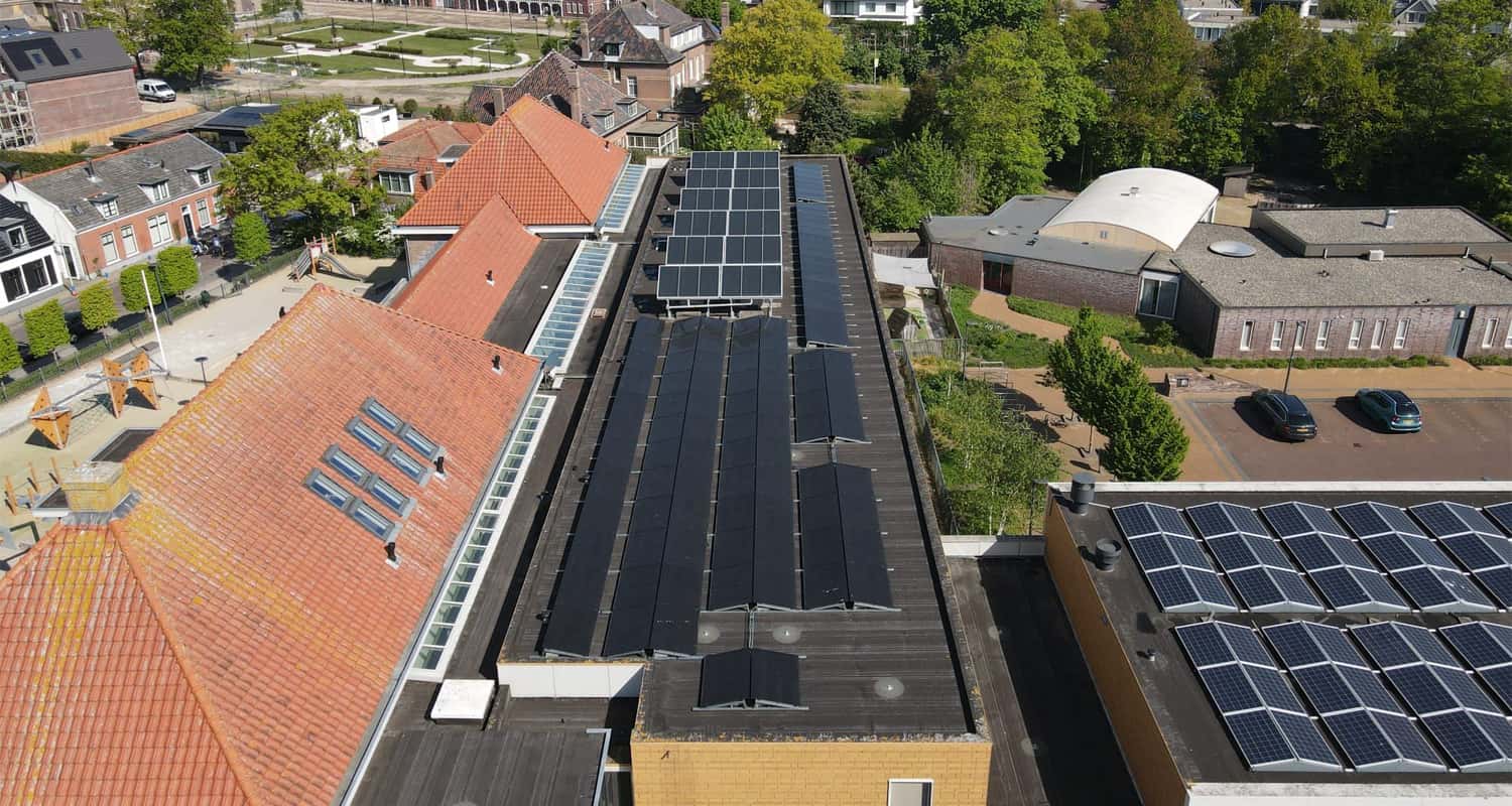 La demanda de energía eólica y solar en Europa se ha ralentizado, los pedidos han disminuido y las empresas fotovoltaicas se enfrentan a presión sobre los envíos.