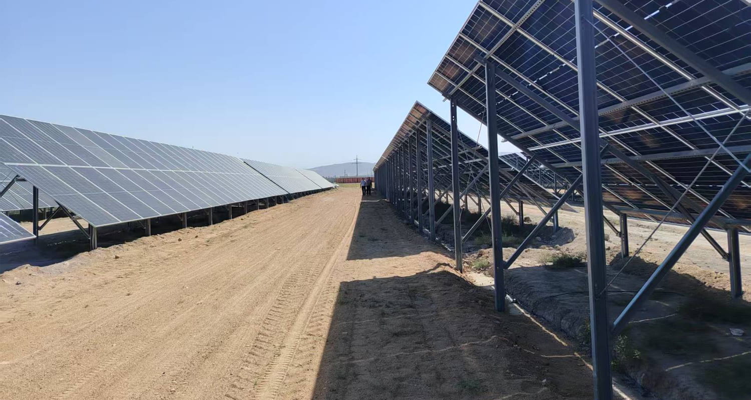 10MW en Irán: la fábrica y los socios de SUNDTA lo hacen posible – ¡ya hay 2.5MW en funcionamiento!