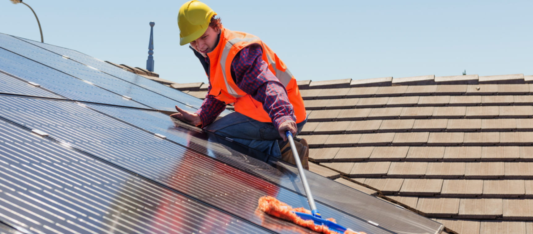 8 pasos para el mantenimiento de paneles solares